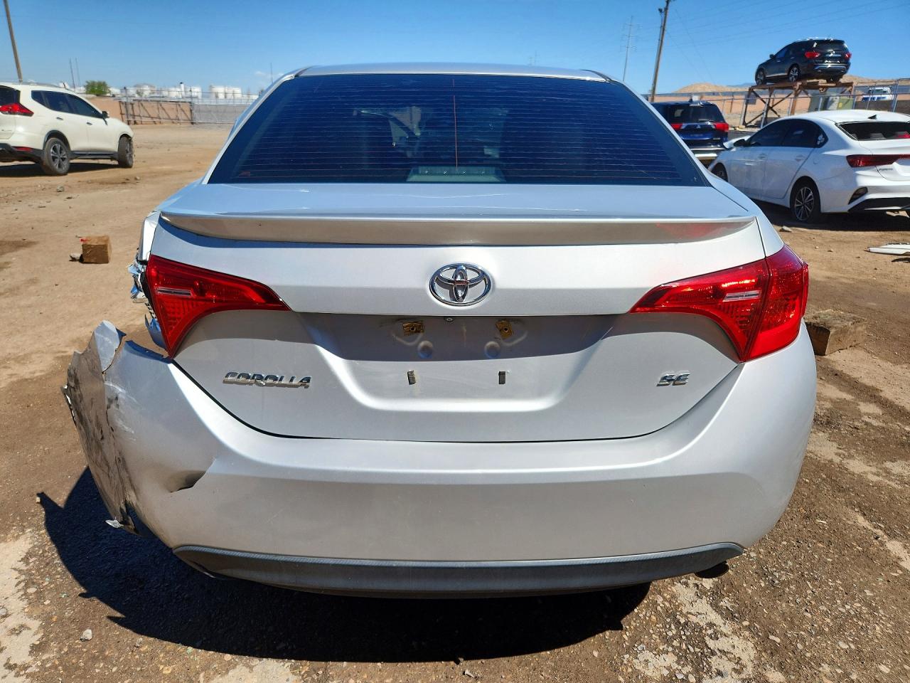 2018 TOYOTA COROLLA SE photo 11