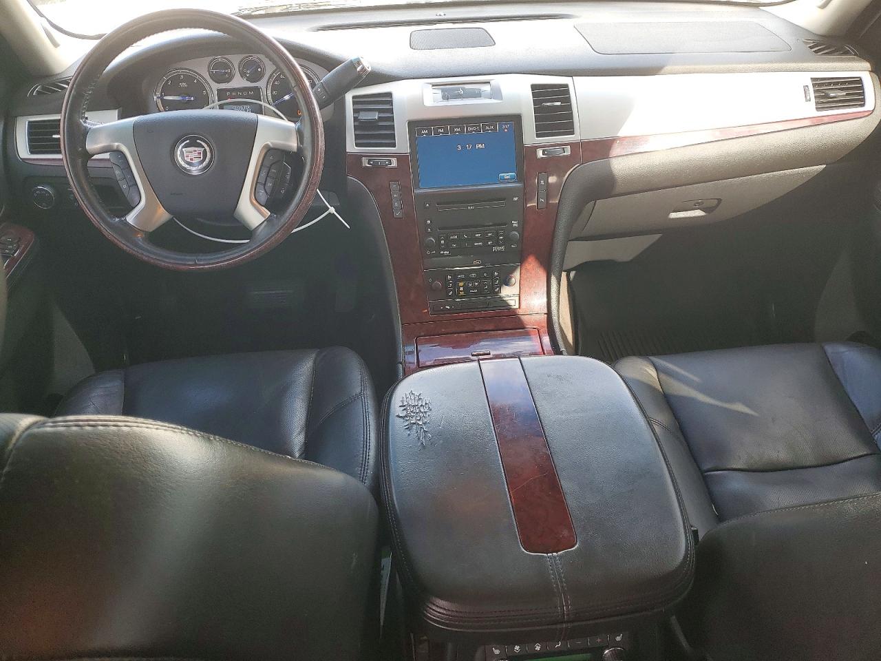 2010 CADILLAC ESCALADE LUXURY photo 22