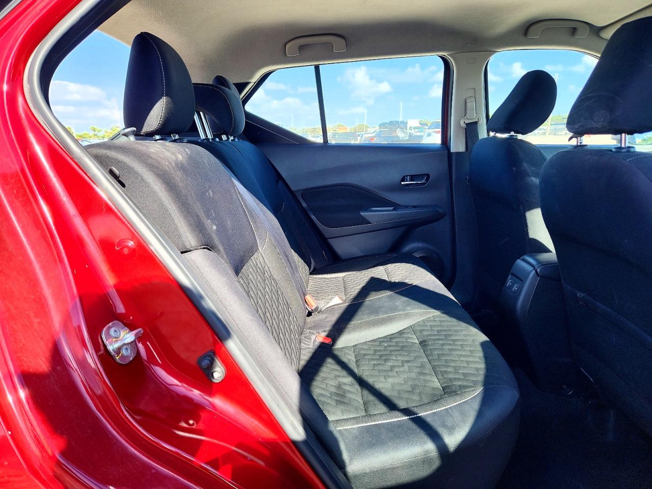 2022 NISSAN KICKS SV photo 19