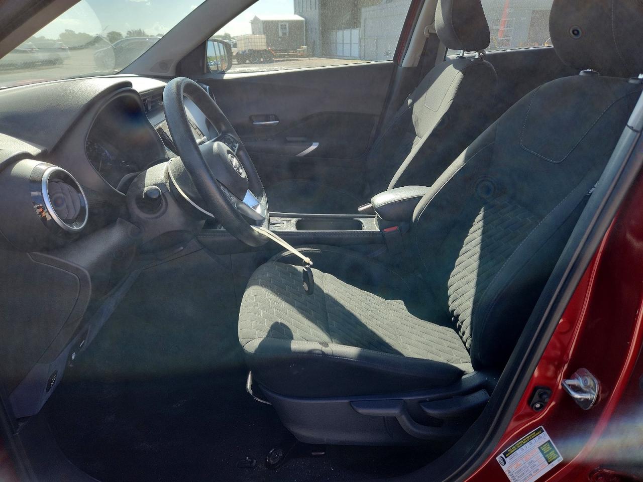 2022 NISSAN KICKS SV photo 13