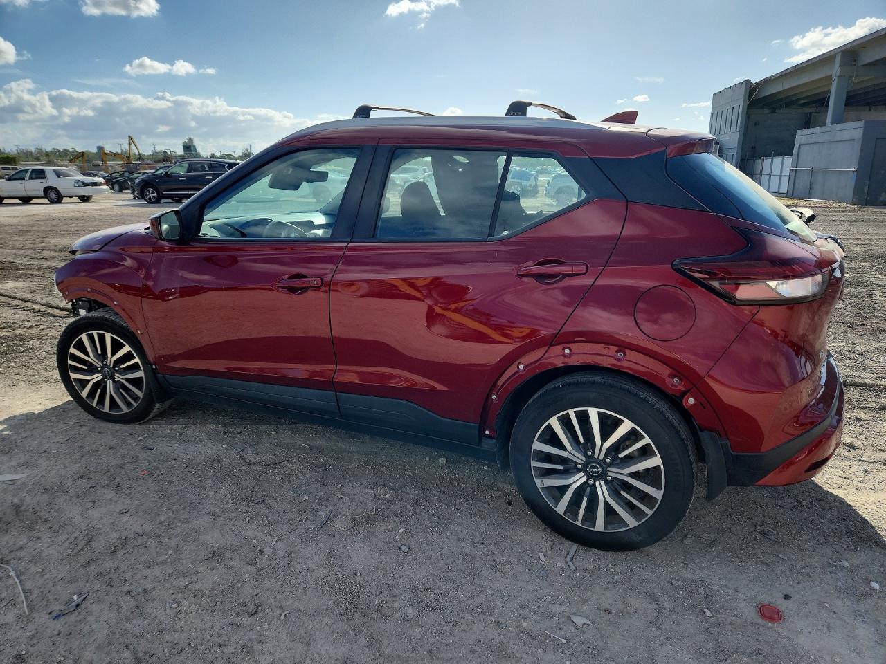 2022 NISSAN KICKS SV photo 3
