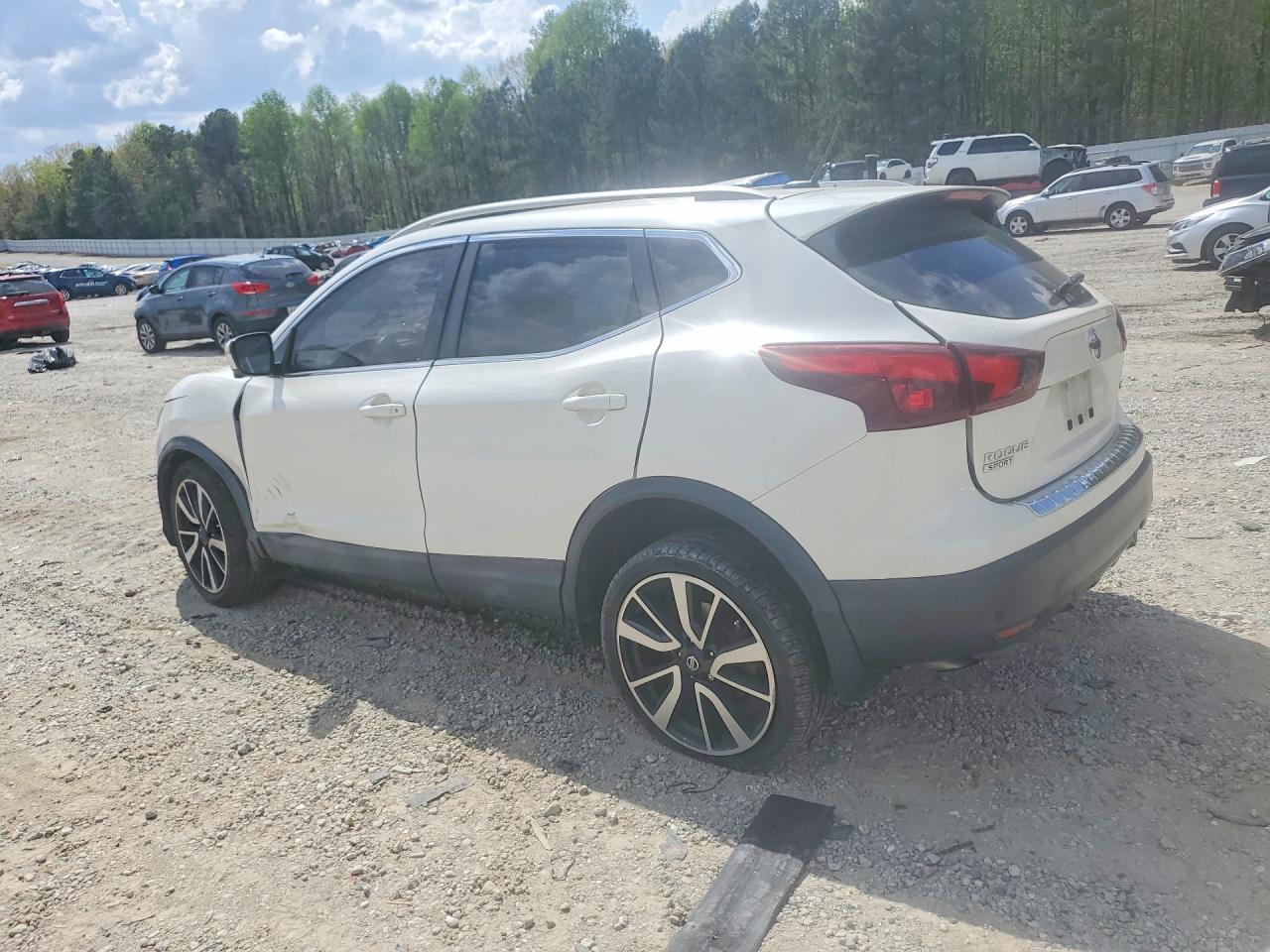 2019 NISSAN ROGUE SPORT SL photo 2