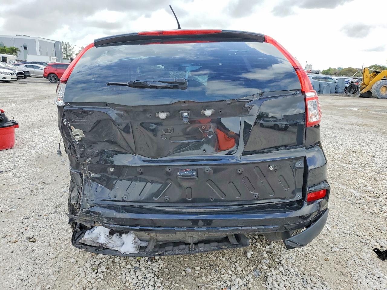 2015 HONDA CR-V LX photo 16