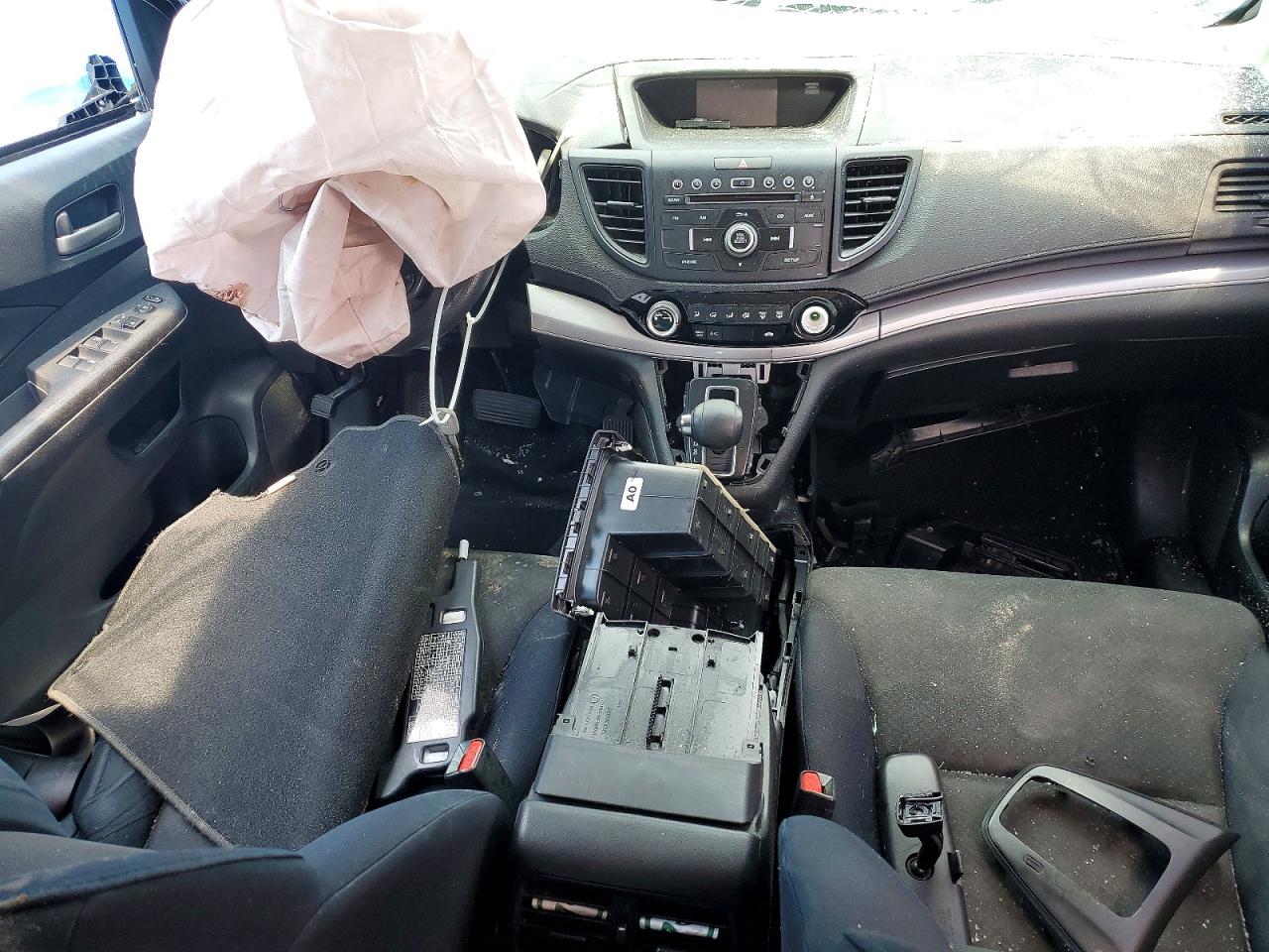 2015 HONDA CR-V LX photo 22