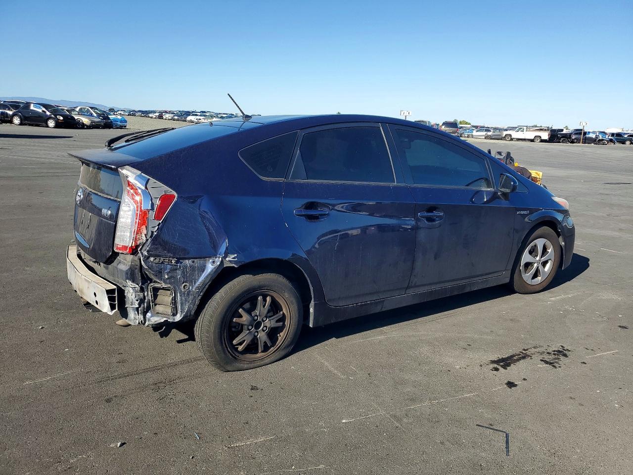 2012 TOYOTA PRIUS TWO photo 3