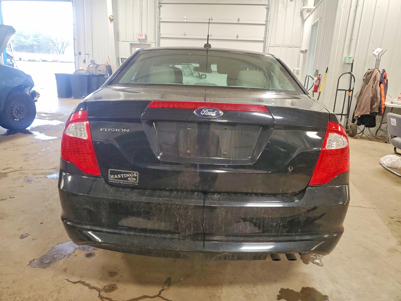2012 FORD FUSION photo 11