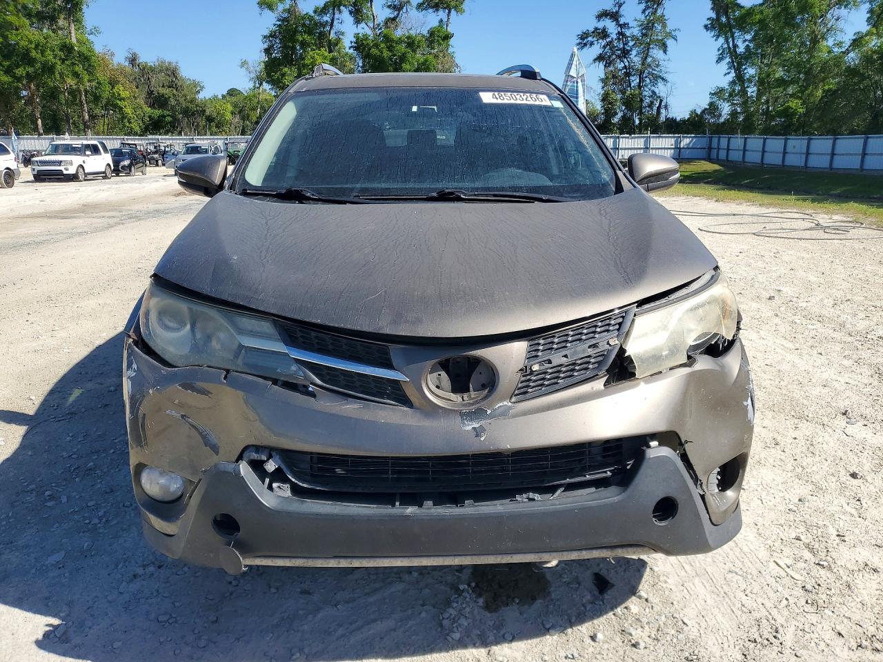 2013 TOYOTA RAV4 XLE photo 9