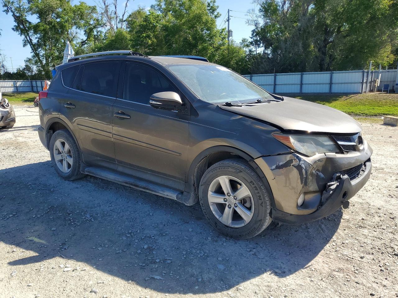 2013 TOYOTA RAV4 XLE photo 7