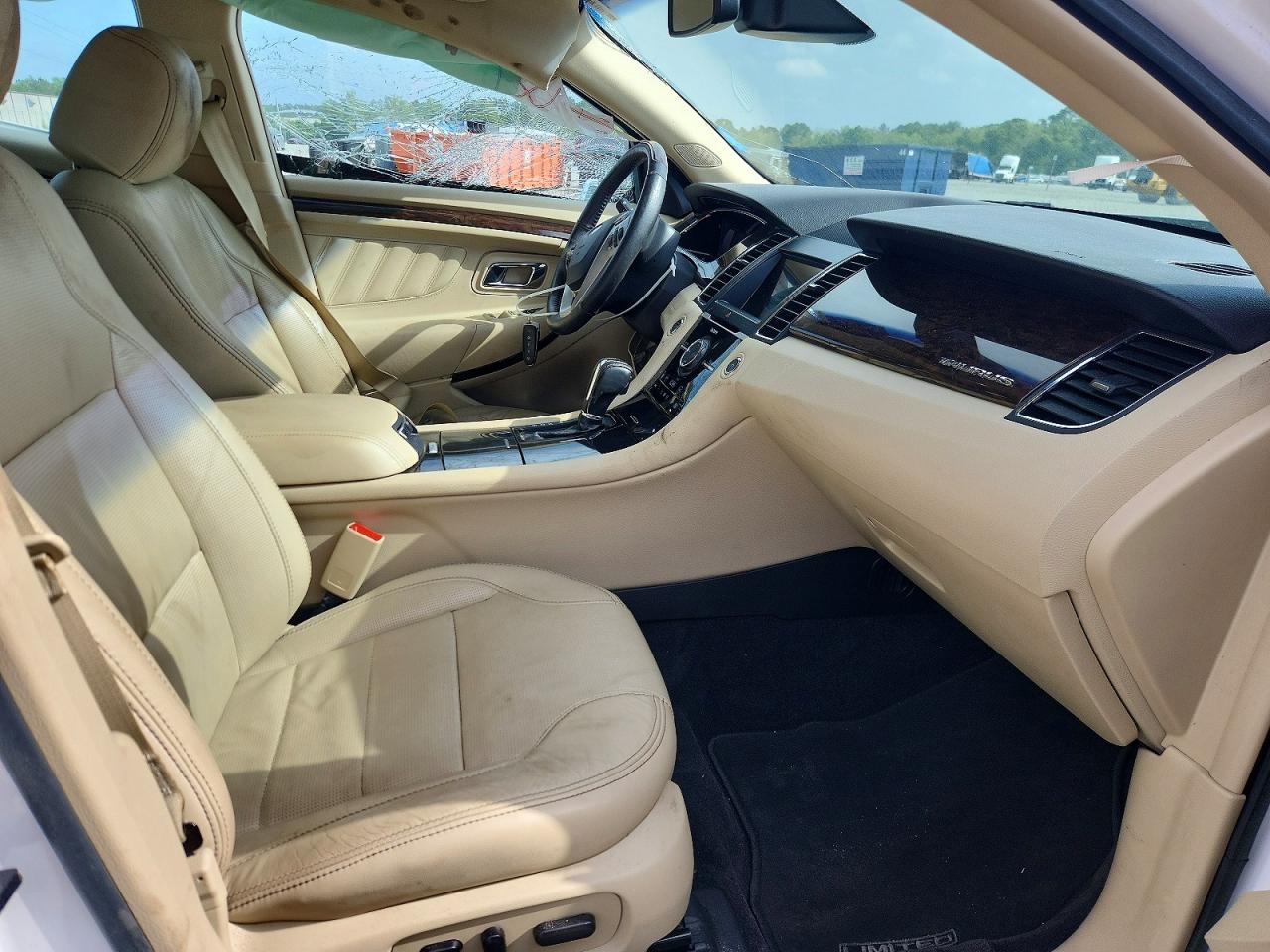 2018 FORD TAURUS LIMITED photo 13