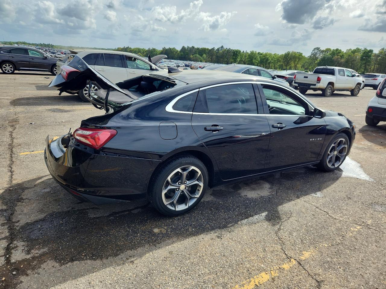 2020 CHEVROLET MALIBU LT photo 5