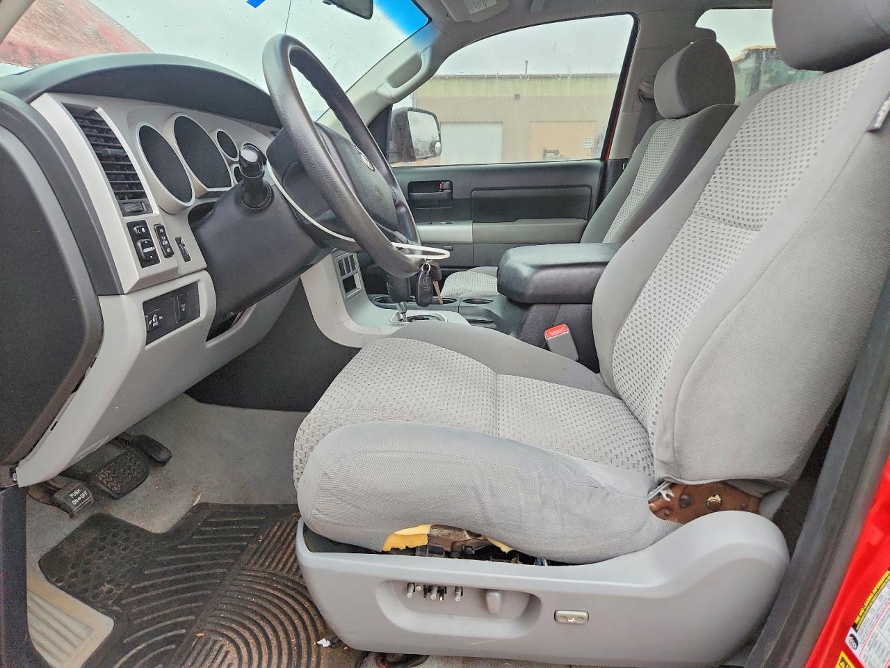 2008 TOYOTA TUNDRA SR5 photo 19