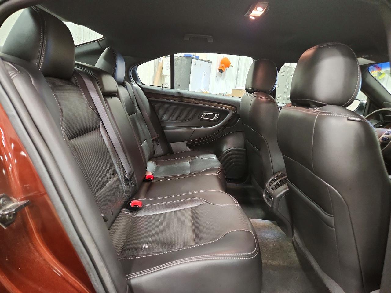 2015 FORD TAURUS LIMITED photo 19