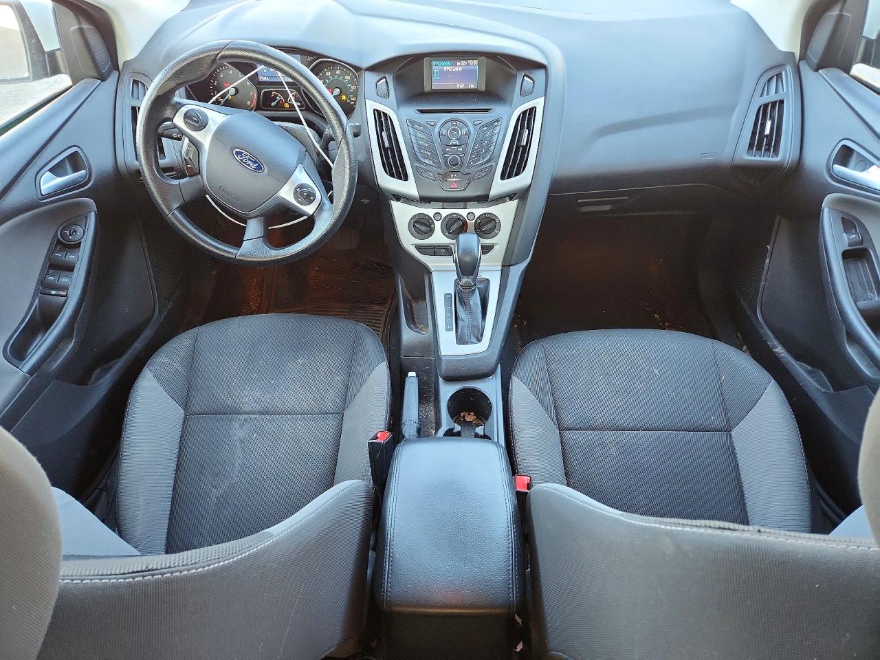 2014 FORD FOCUS SE photo 22