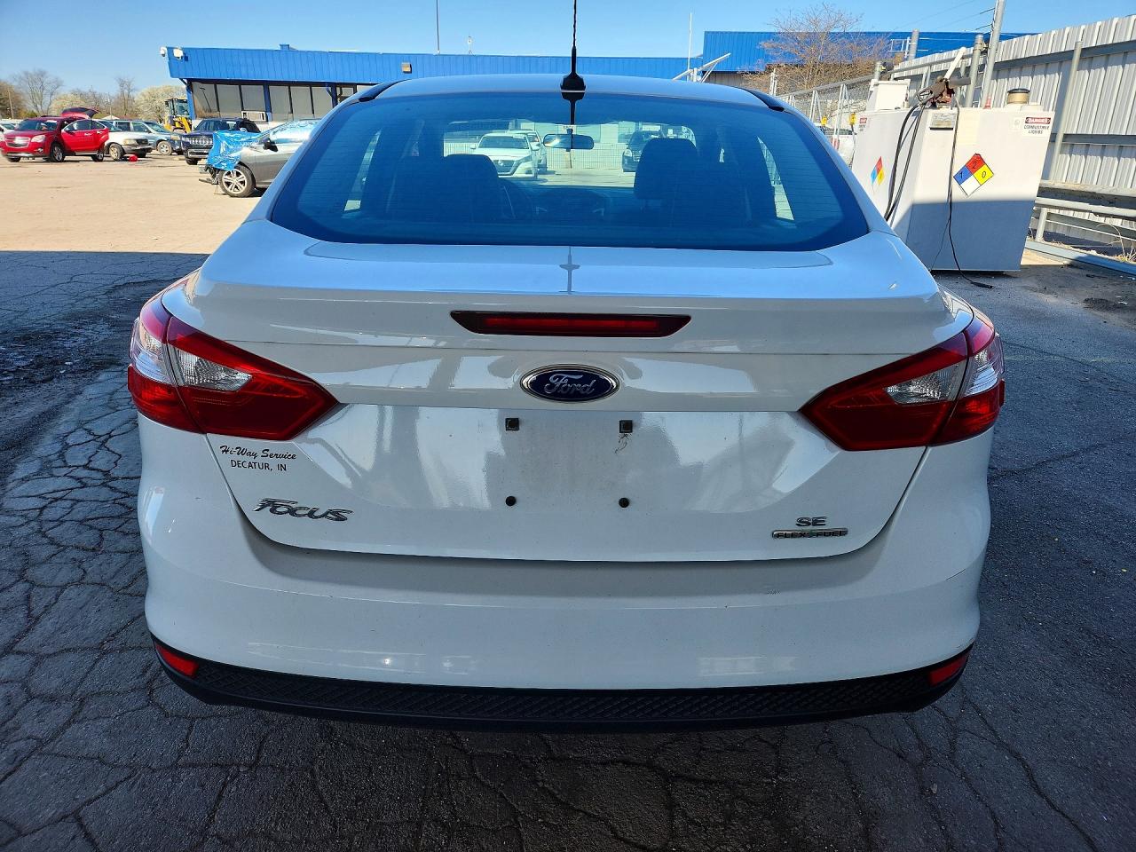2014 FORD FOCUS SE photo 16