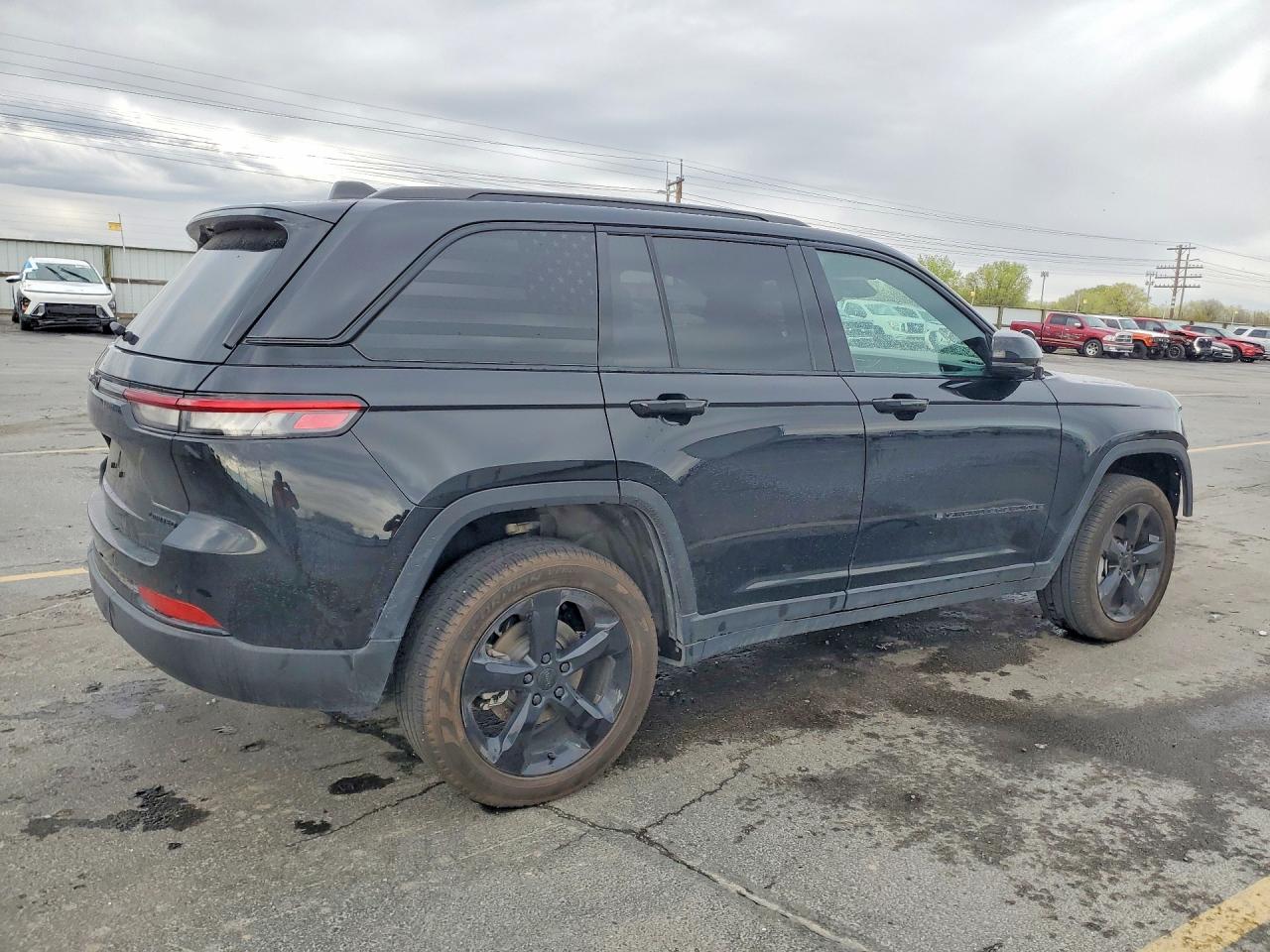 2024 JEEP GRAND CHEROKEE LIMITED photo 5