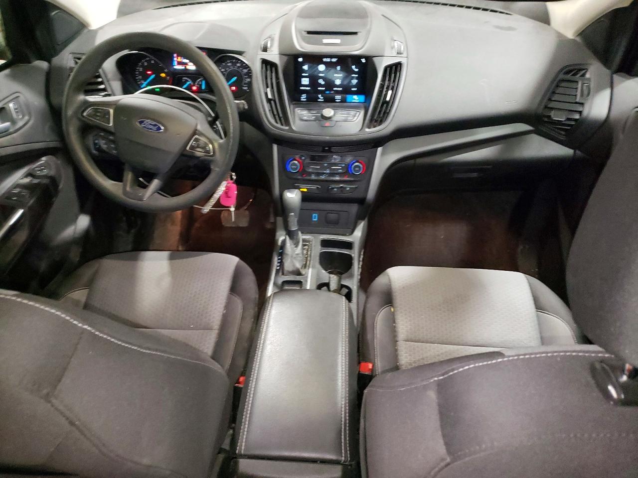 2017 FORD ESCAPE SE photo 15