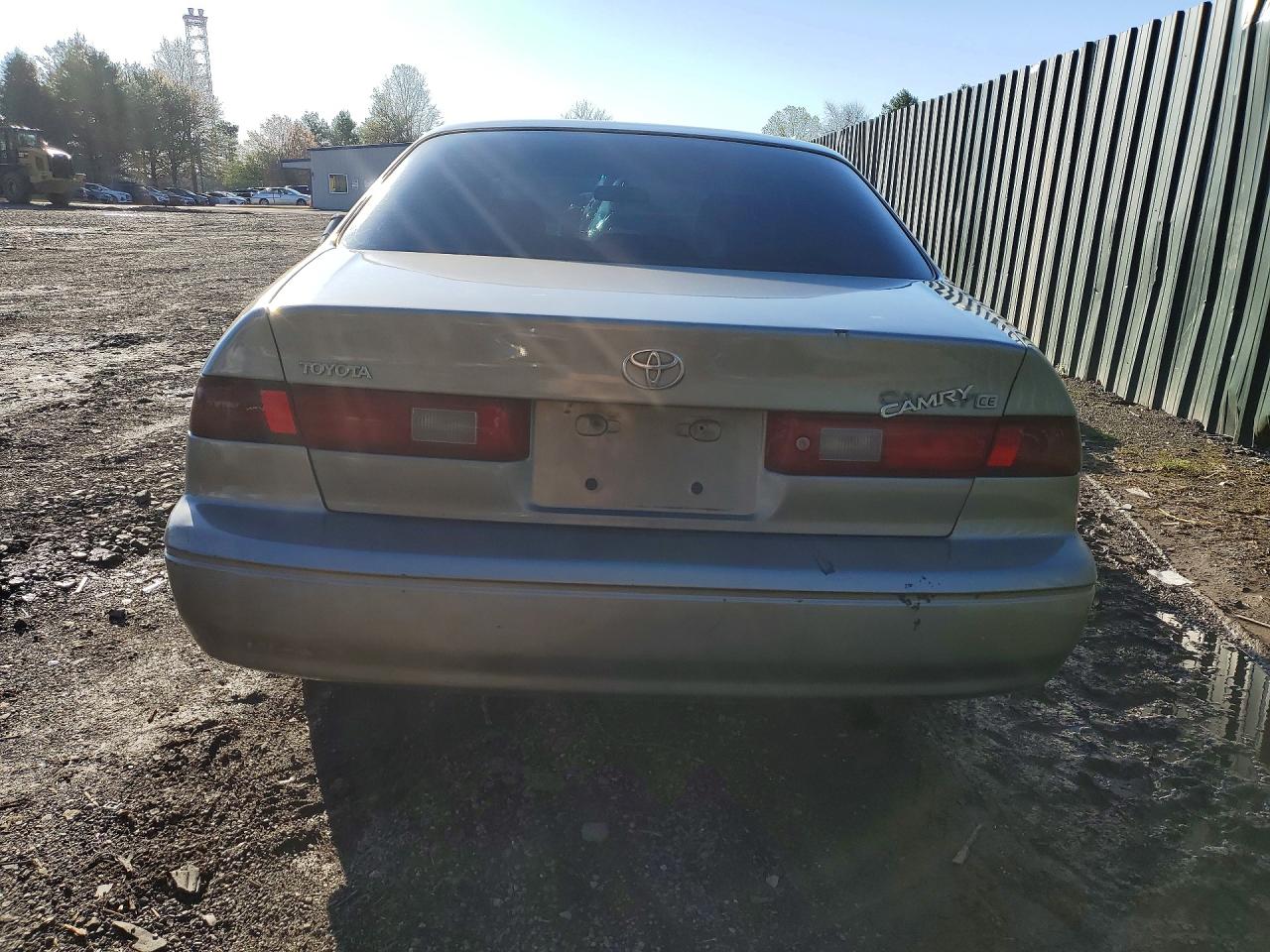 1999 TOYOTA CAMRY CE photo 6