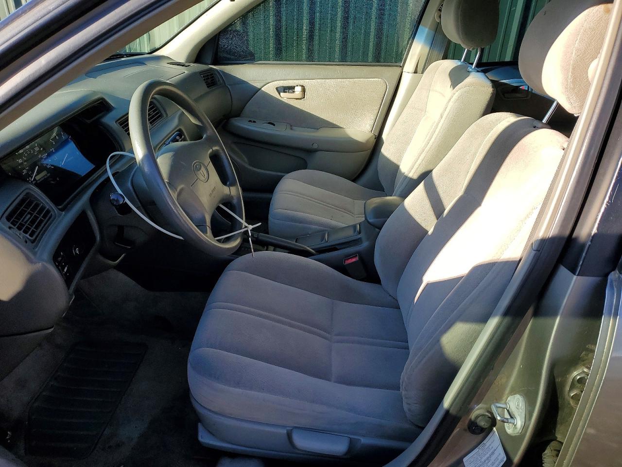1999 TOYOTA CAMRY CE photo 7