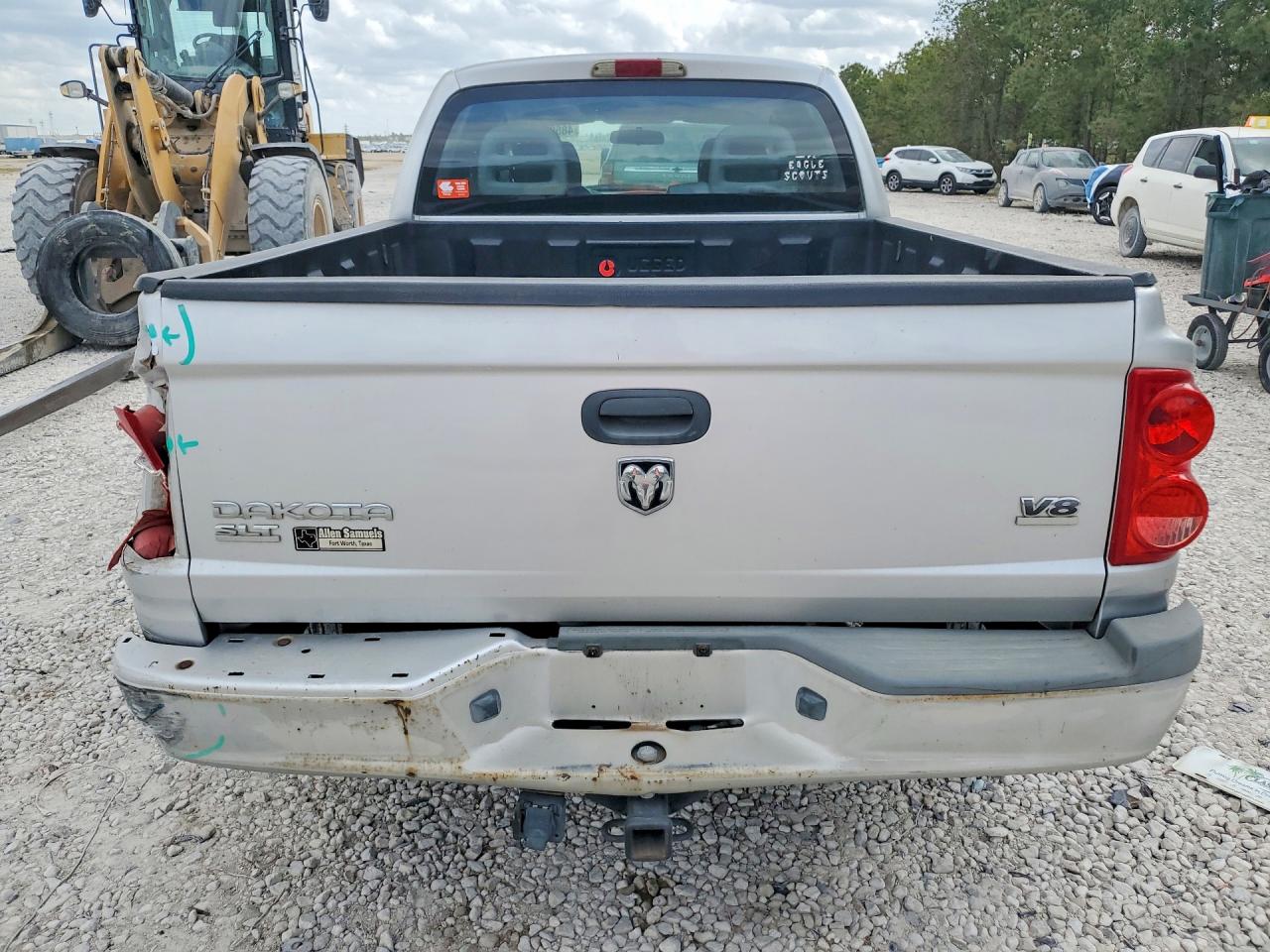 2005 DODGE DAKOTA QUAD SLT photo 16