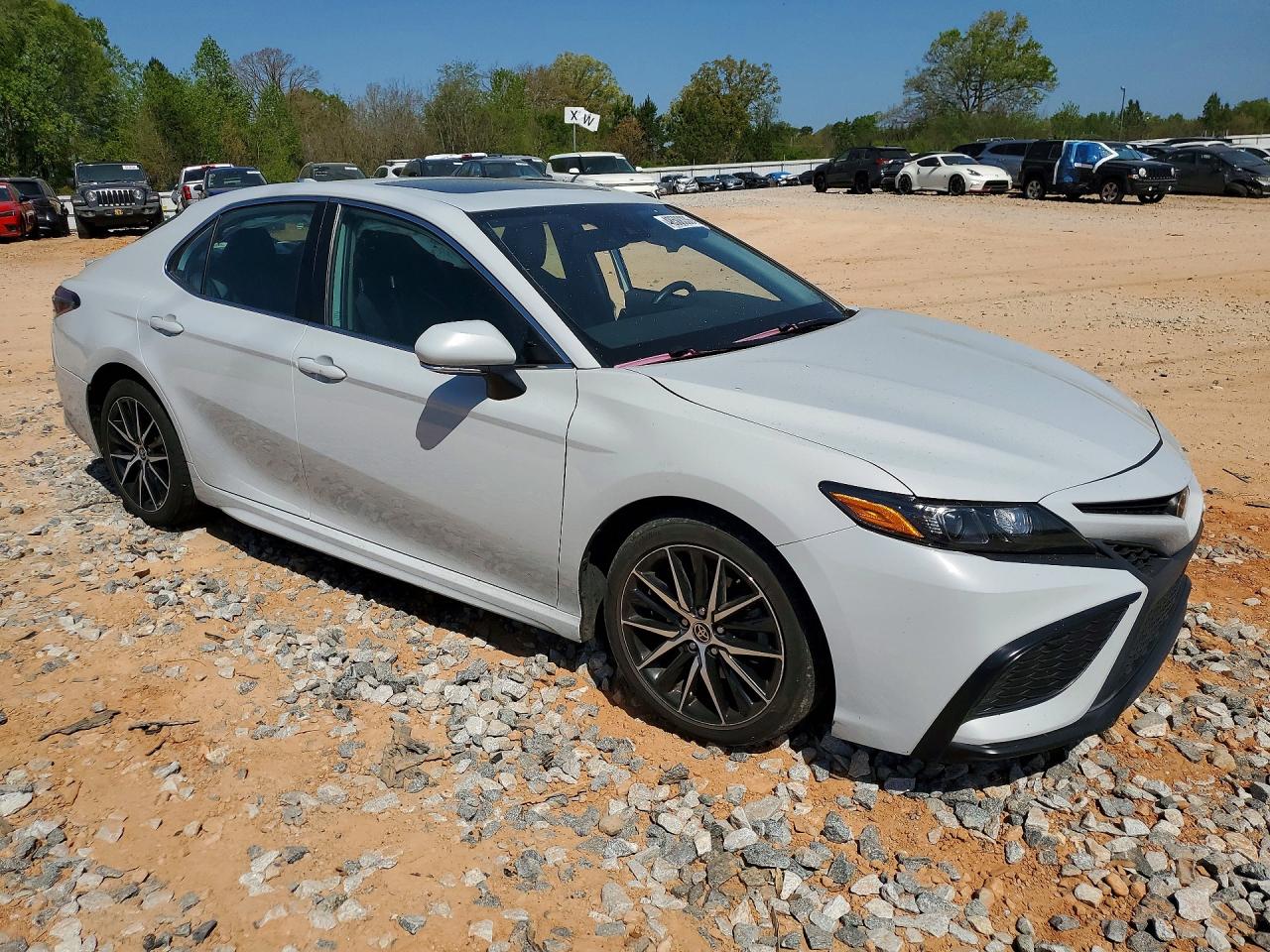 2023 TOYOTA CAMRY SE photo 4