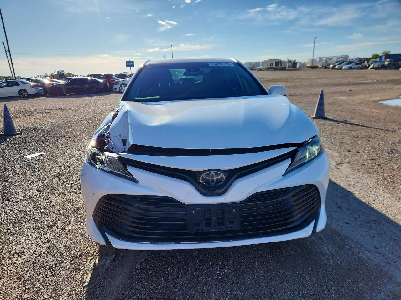2019 TOYOTA CAMRY LE photo 13