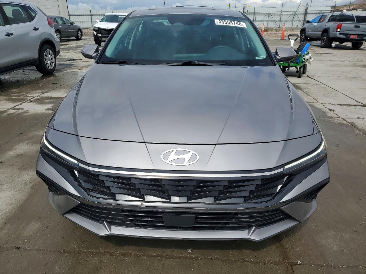 2024 HYUNDAI ELANTRA SEL photo 9