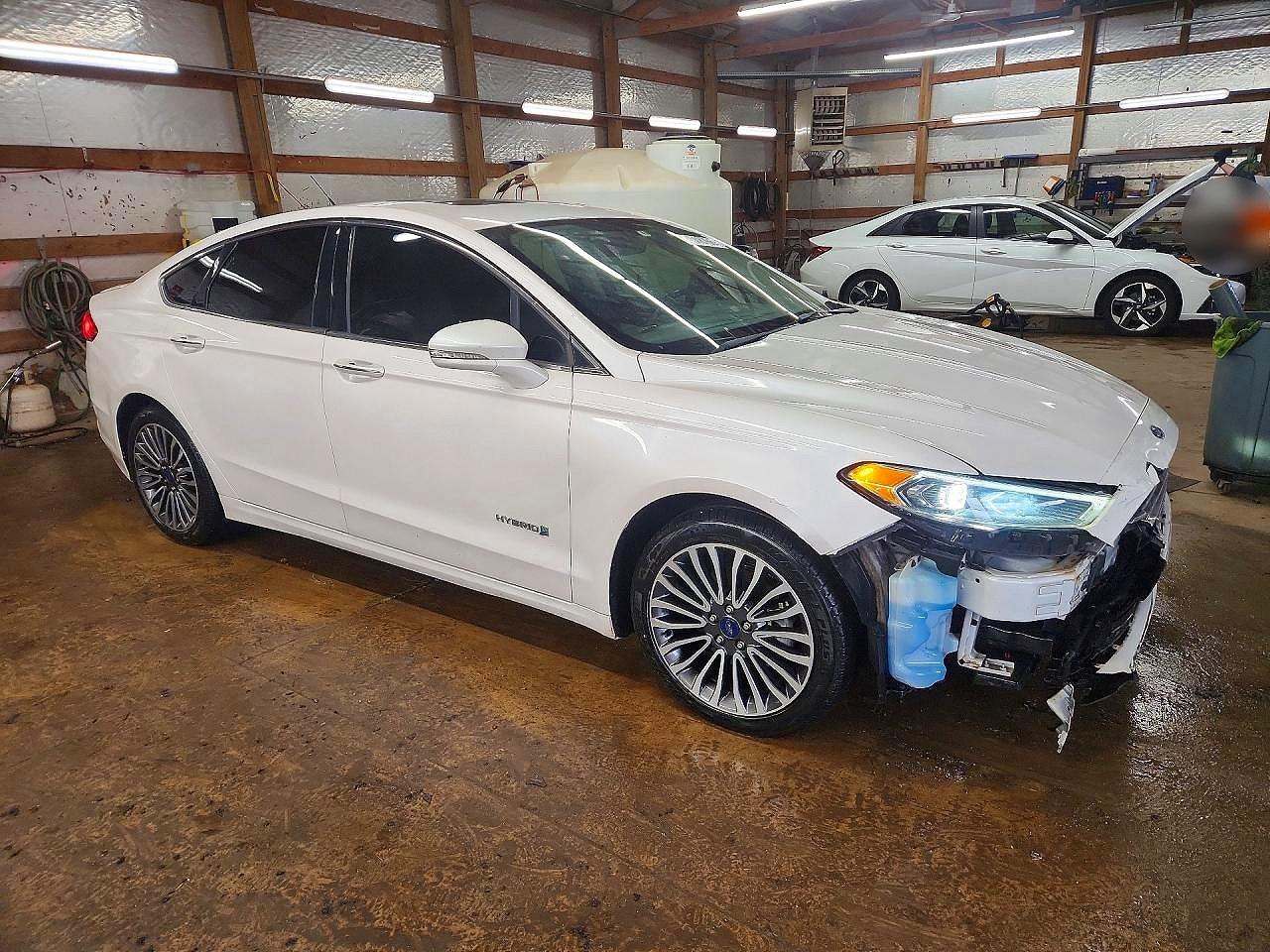 2017 FORD FUSION TITANIUM HEV photo 4