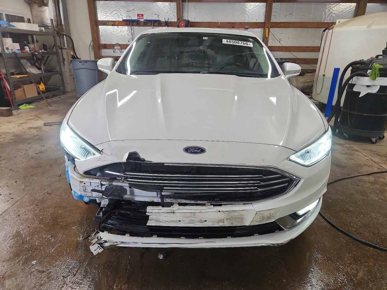 2017 FORD FUSION TITANIUM HEV photo 5