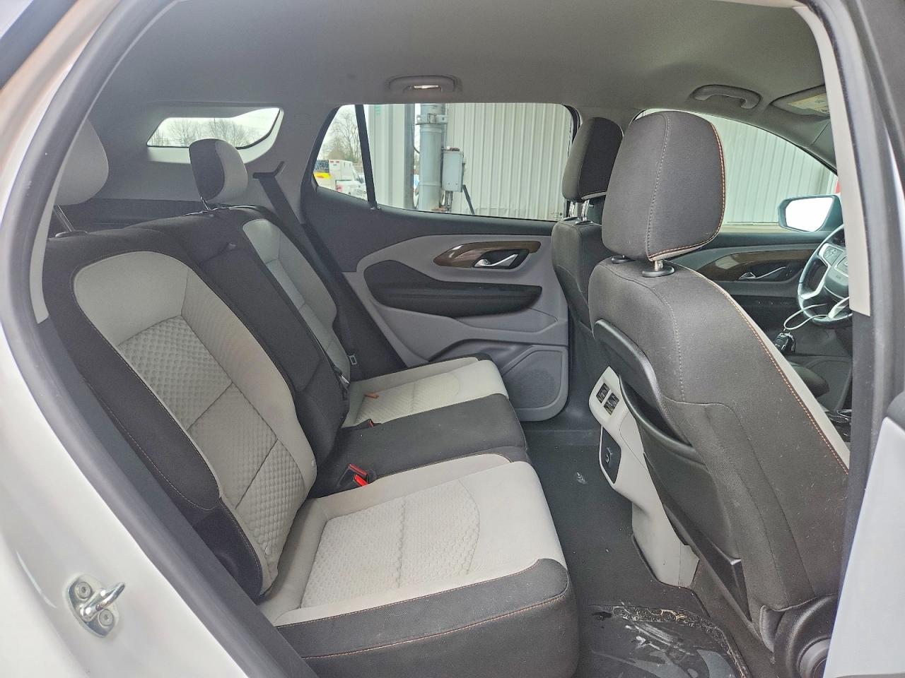 2018 GMC TERRAIN SLE photo 21