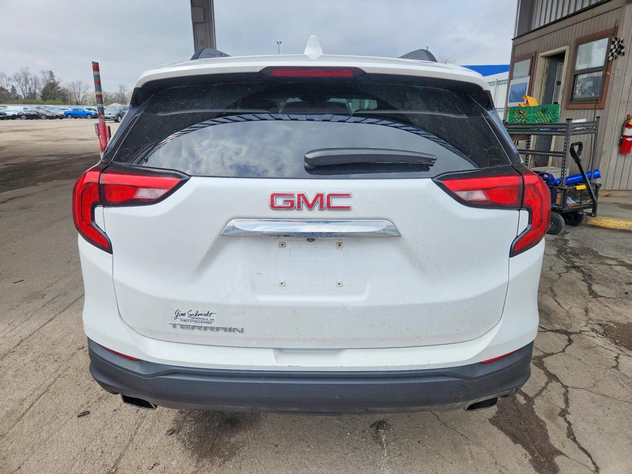 2018 GMC TERRAIN SLE photo 11