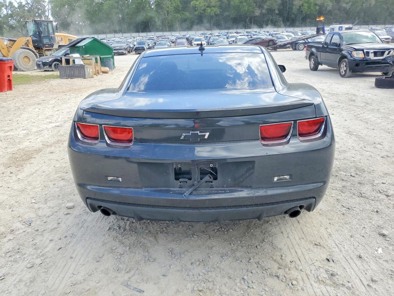 2013 CHEVROLET CAMARO LS photo 6