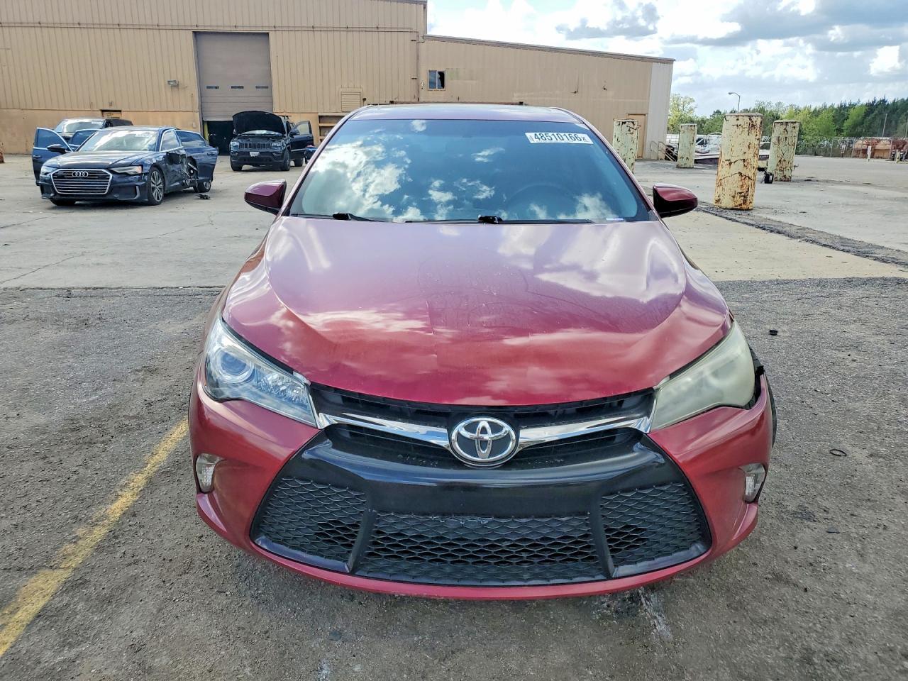2015 TOYOTA CAMRY SE photo 9