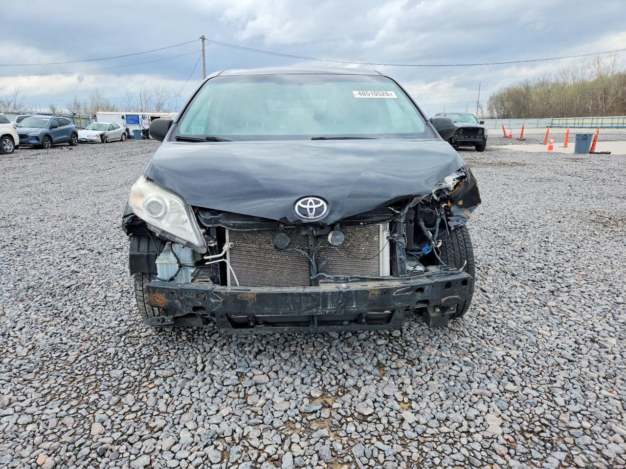 2015 TOYOTA SIENNA XLE 8-PASSENGER photo 5
