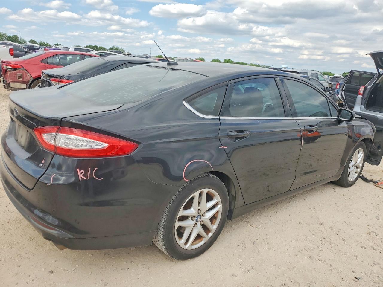 2013 FORD FUSION SE photo 3
