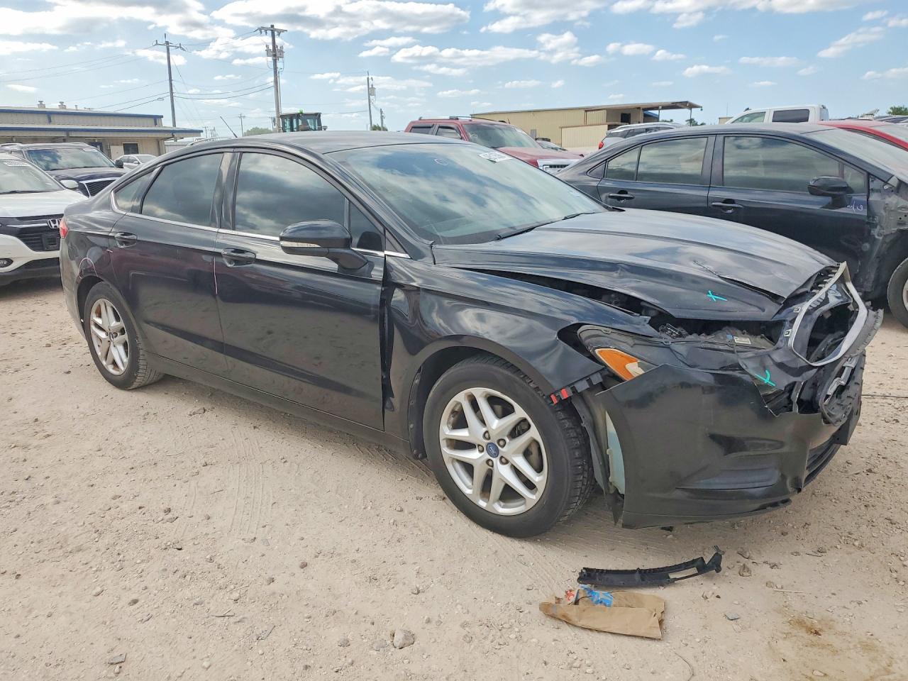 2013 FORD FUSION SE photo 4