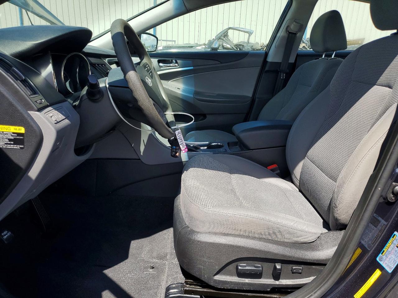 2013 HYUNDAI SONATA GLS photo 7