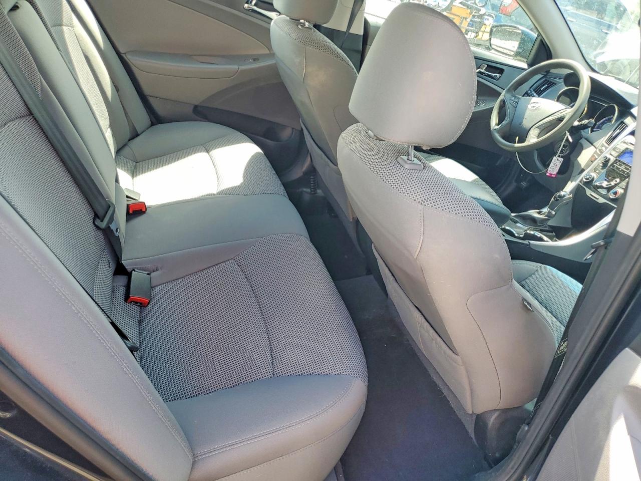 2013 HYUNDAI SONATA GLS photo 10