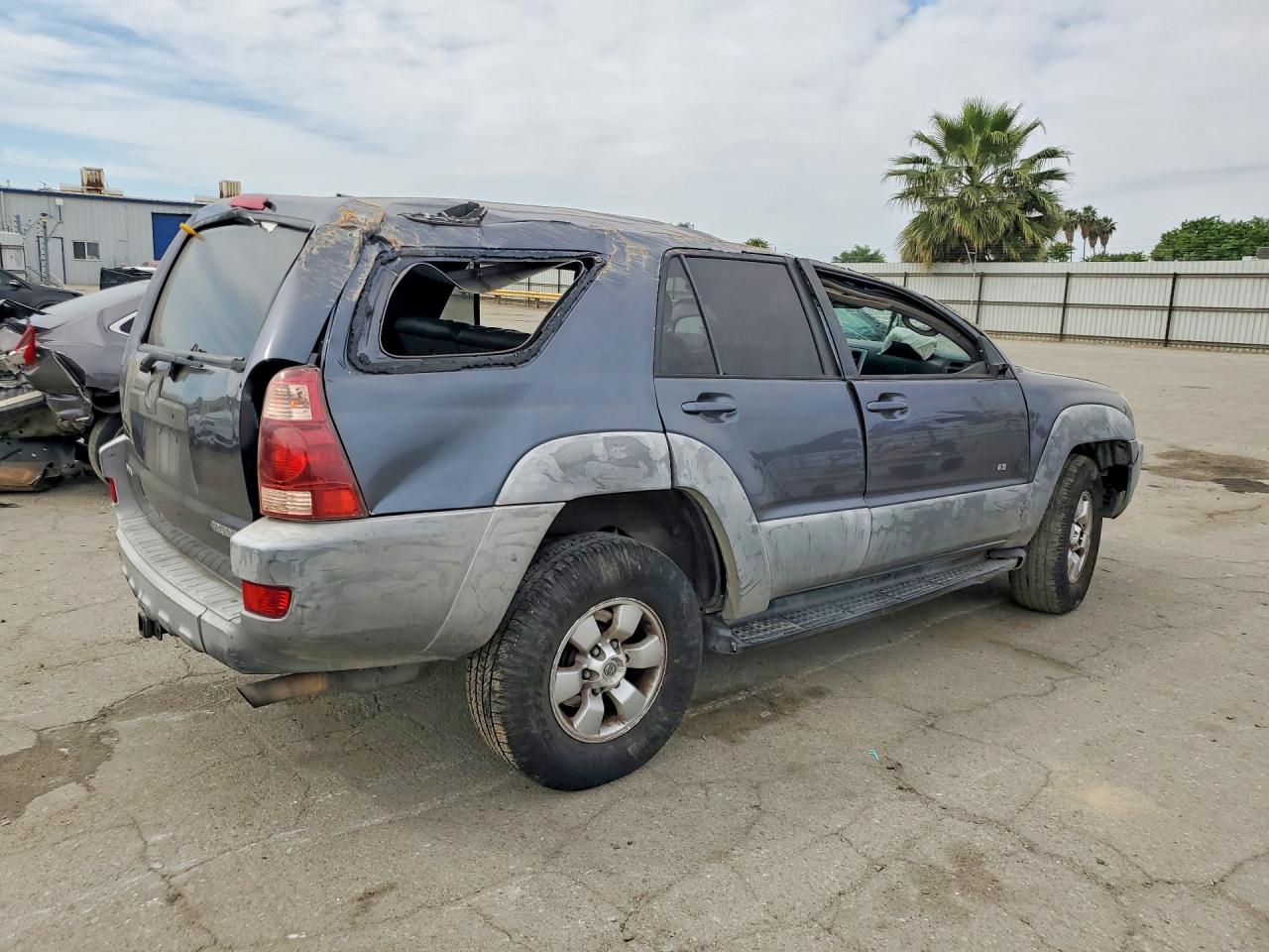2003 TOYOTA 4RUNNER SR5 photo 5