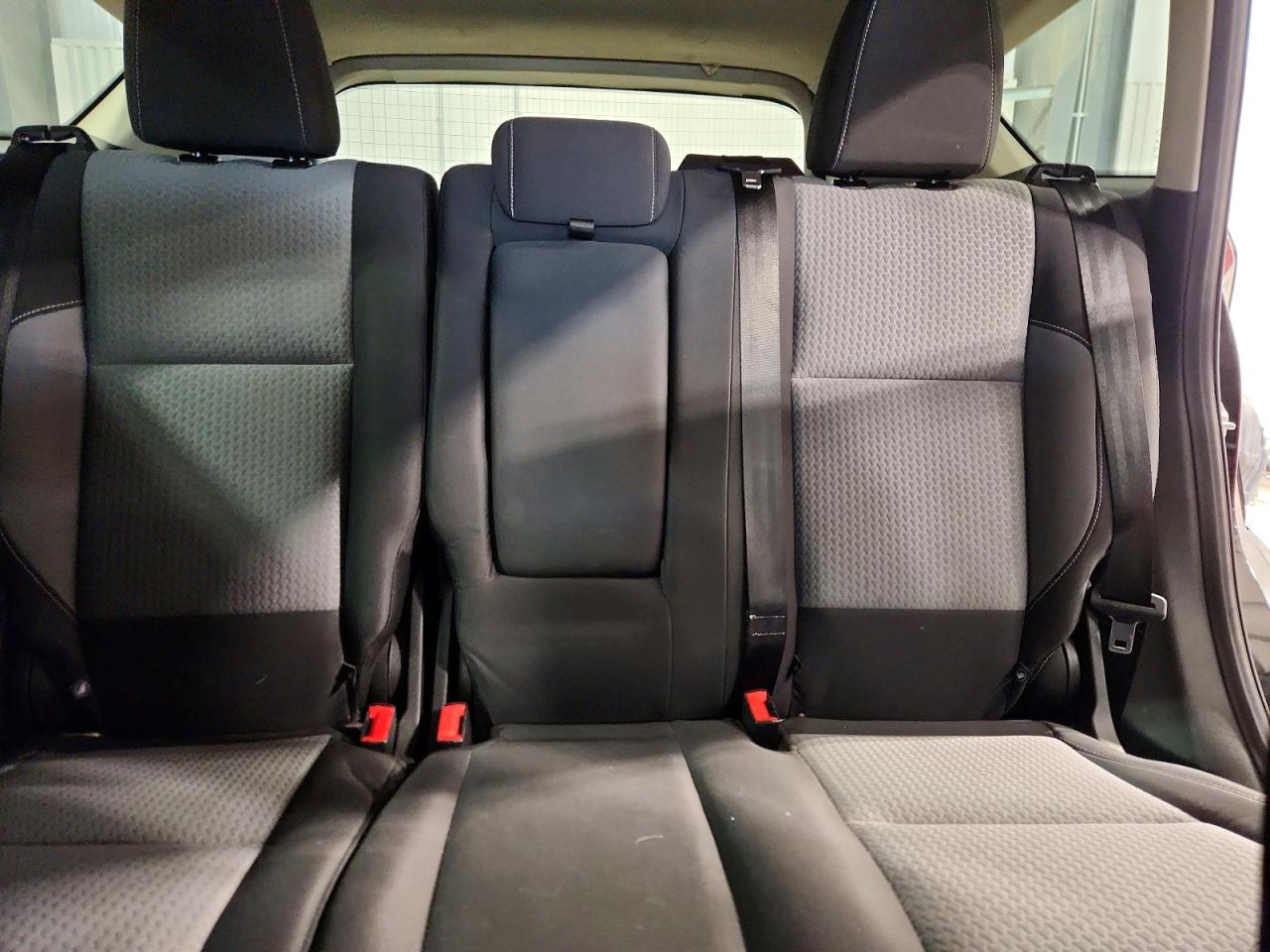 2017 FORD ESCAPE SE photo 28