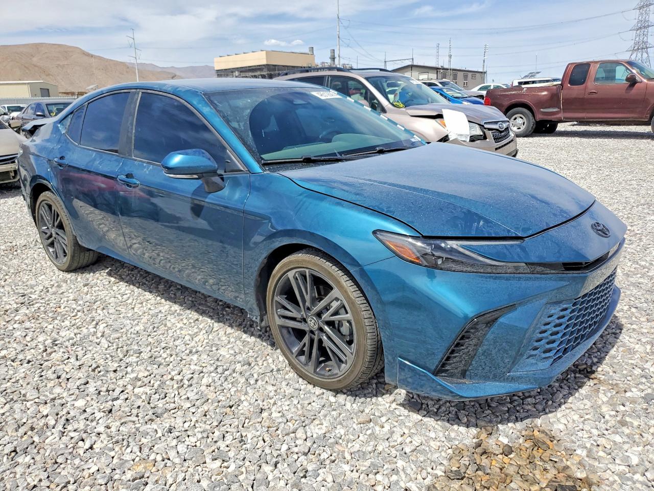 2025 TOYOTA CAMRY XSE photo 7