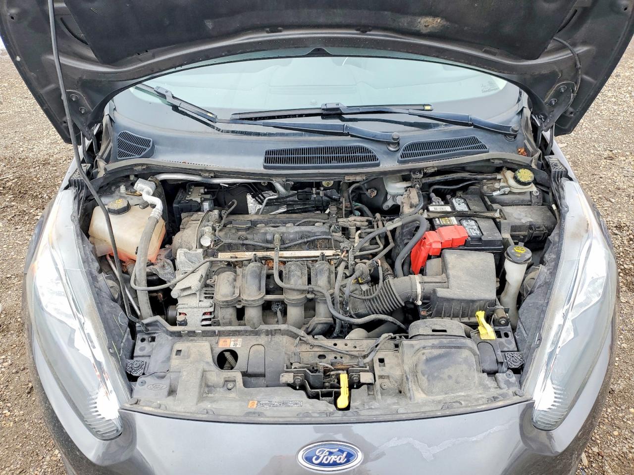 2016 FORD FIESTA SE photo 11