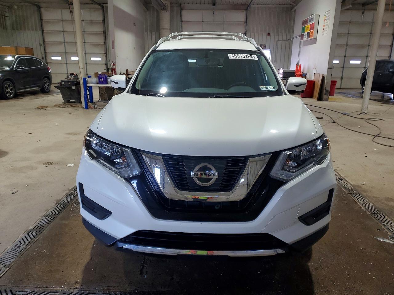 2017 NISSAN ROGUE SV photo 9