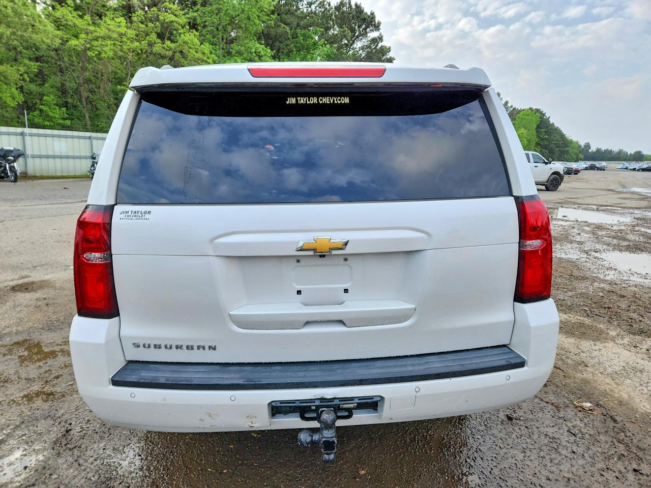 2018 CHEVROLET SUBURBAN C1500 LT photo 11