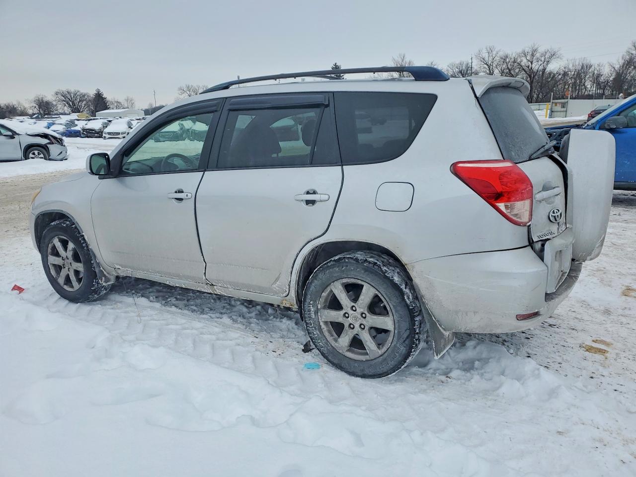 2007 TOYOTA RAV4 photo 4