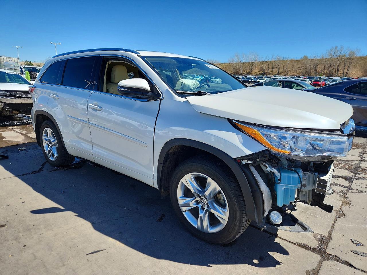 2016 TOYOTA HIGHLANDER LIMITED PLATINUM photo 10