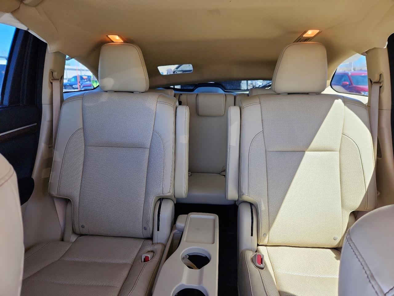2016 TOYOTA HIGHLANDER LIMITED PLATINUM photo 28