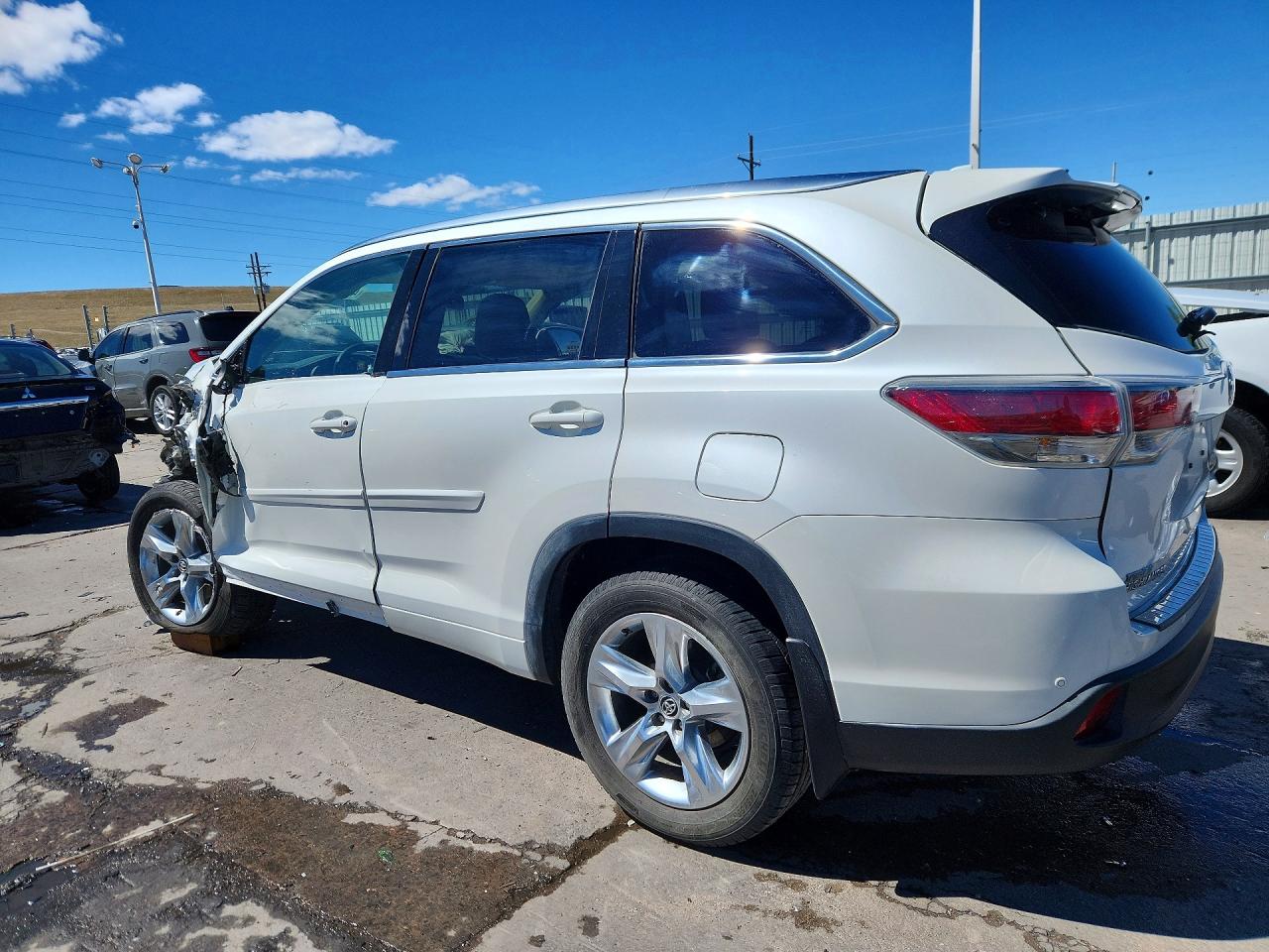2016 TOYOTA HIGHLANDER LIMITED PLATINUM photo 4