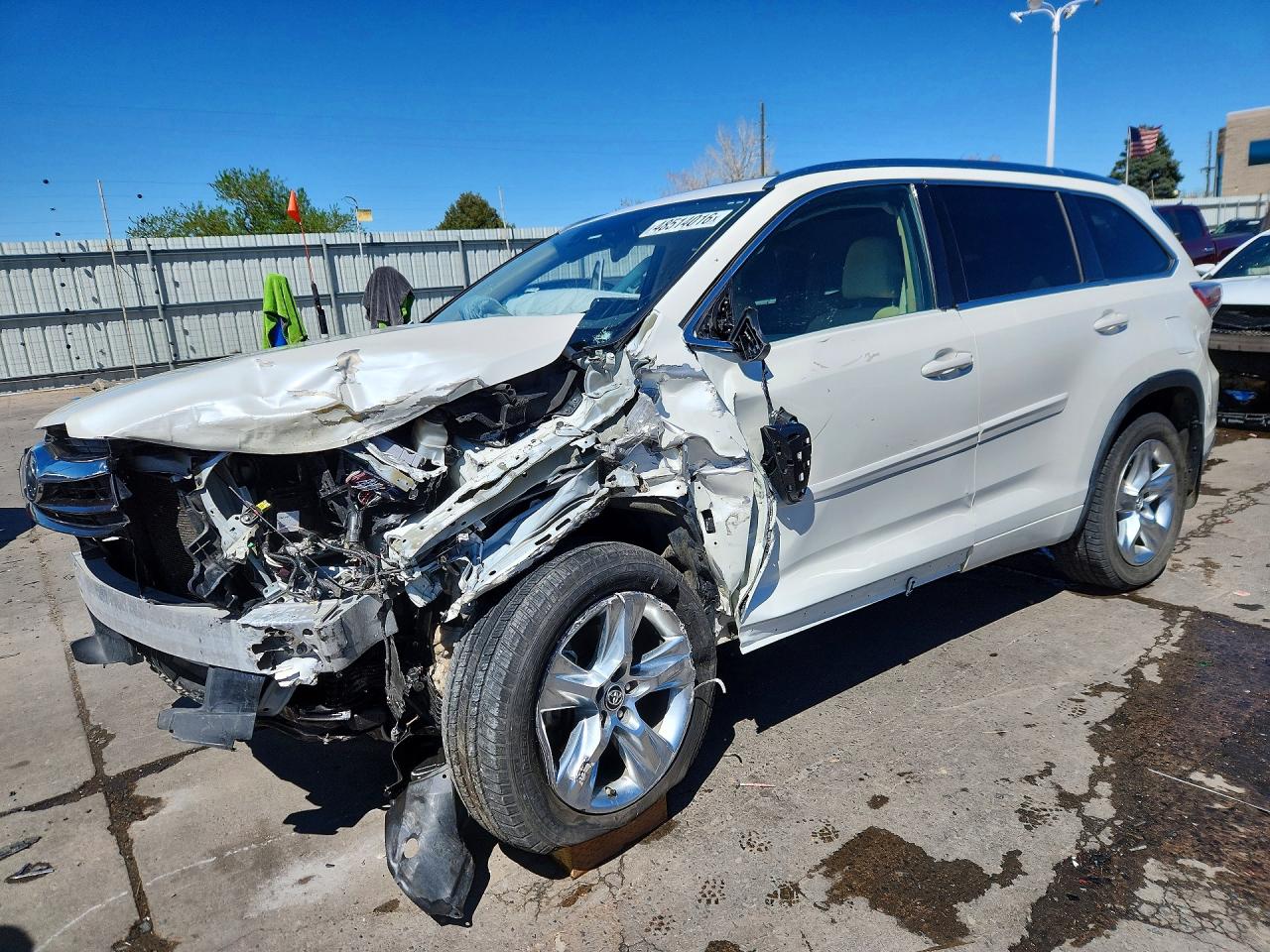 2016 TOYOTA HIGHLANDER