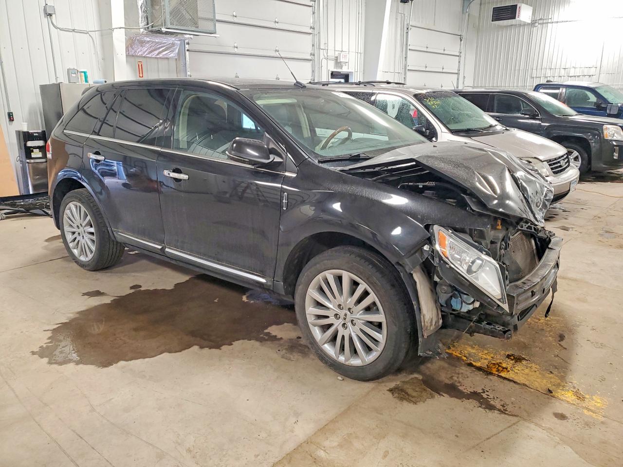 2013 LINCOLN TOWNHOUSE MKX photo 4