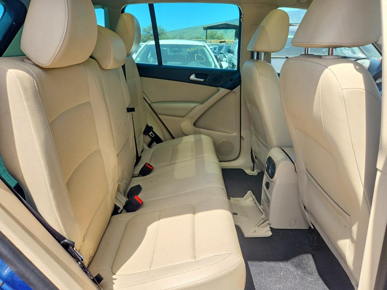 2017 VOLKSWAGEN TIGUAN WOLFSBURG photo 31